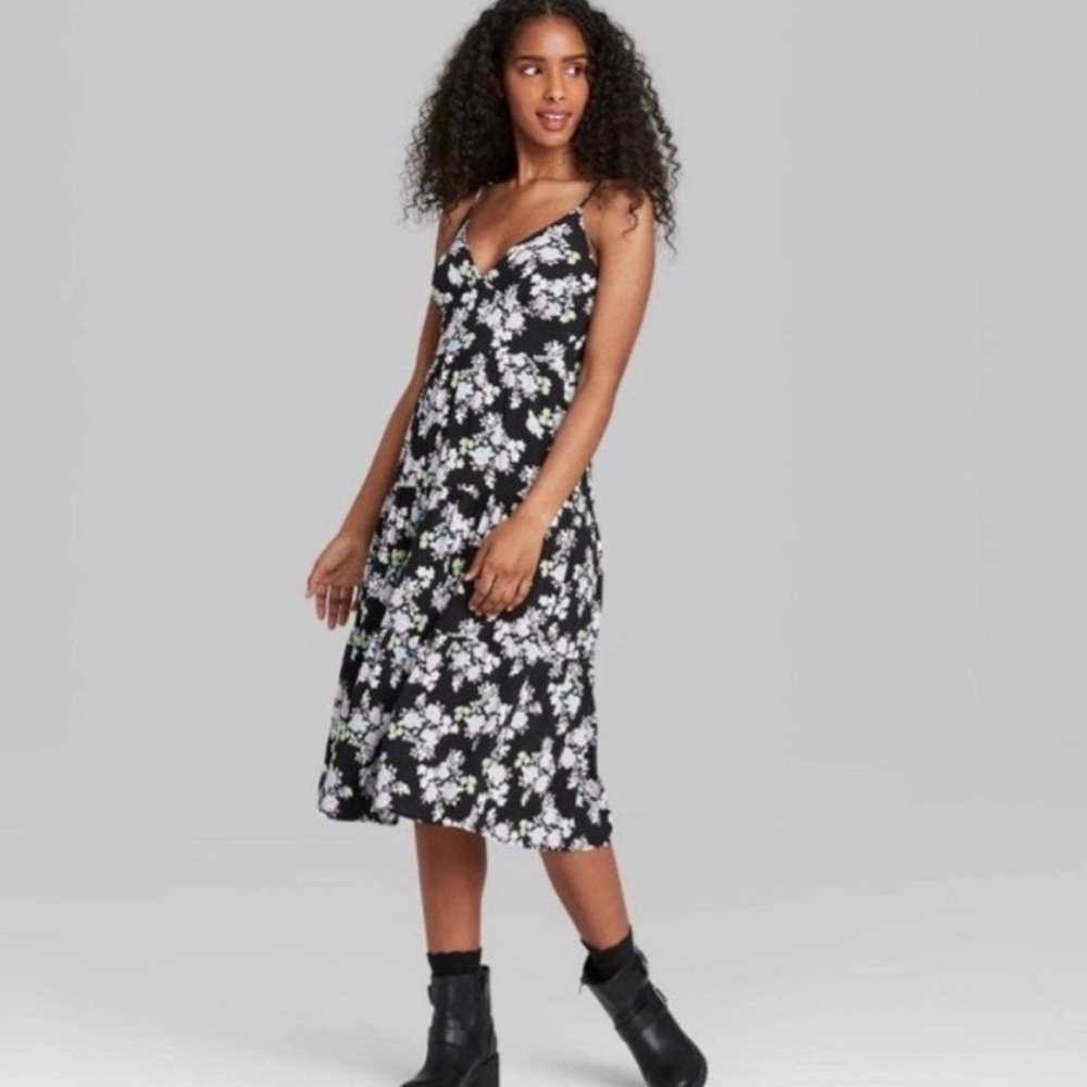 Target Wild Fable Black Floral Midi Dress Size Medium Floral Grunge Summer